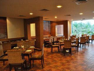 Jade Beach Resort Tirupporur Exterior photo
